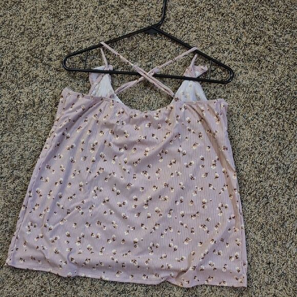 🎁3/$30🎁 Culture Code (Sz M) Lavendar Floral Ruffle Sleeveless Top - Picture 4 of 9